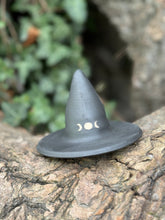 Laden Sie das Bild in den Galerie-Viewer, Tasse - Moon Child (dunkel)