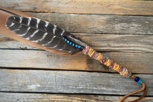 Laden Sie das Bild in den Galerie-Viewer, Räucherfeder Triocolor