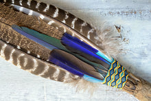 Laden Sie das Bild in den Galerie-Viewer, Räucherfächer Blauracke