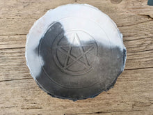 Laden Sie das Bild in den Galerie-Viewer, Räucherteller Pentagram