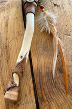 Laden Sie das Bild in den Galerie-Viewer, Rassel Spirits