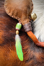 Laden Sie das Bild in den Galerie-Viewer, Rassel Okome