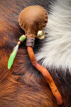 Laden Sie das Bild in den Galerie-Viewer, Rassel Okome