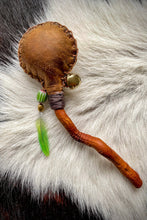 Laden Sie das Bild in den Galerie-Viewer, Rassel Okome