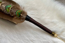 Laden Sie das Bild in den Galerie-Viewer, Räucherfeder Pfau