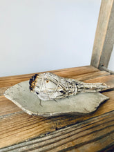 Laden Sie das Bild in den Galerie-Viewer, Räucherplatte „Argo Wohnheim“