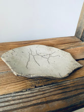 Laden Sie das Bild in den Galerie-Viewer, Räucherplatte „Argo Wohnheim“