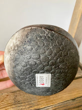 Laden Sie das Bild in den Galerie-Viewer, Räucherschale fein „Argo Wohnheim“