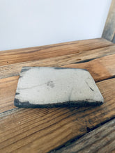 Laden Sie das Bild in den Galerie-Viewer, Räucherplatte klein „Argo Wohnheim“